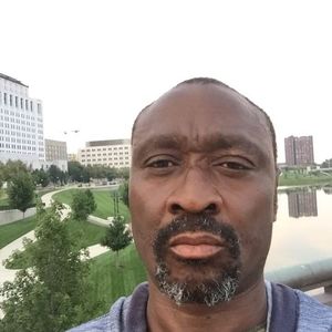 Meet your Posher, Charles